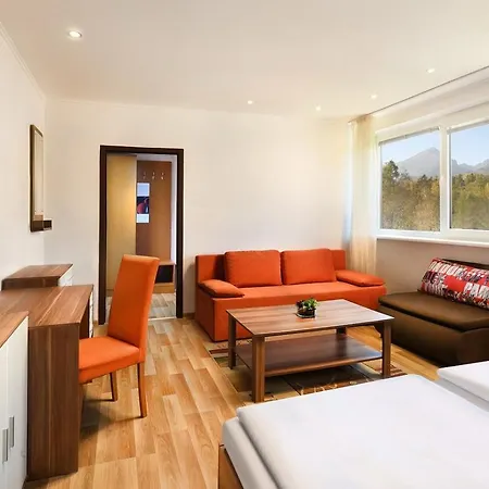 Hotel Academia